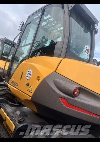 Mecalac 11 MWR Колісні екскаватори