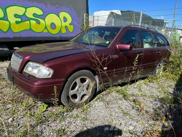 Mercedes-Benz 200 Автомобілі