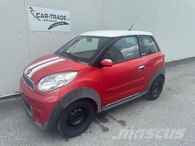  Microcar M-8 Автомобілі