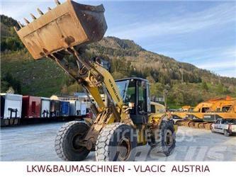 New Holland W190 B Фронтальні навантажувачі