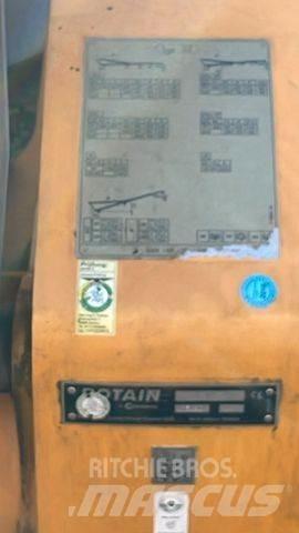 Potain IGO 32 Баштові крани