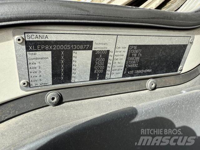 Scania P420 8X2*6 Шасі з кабіною