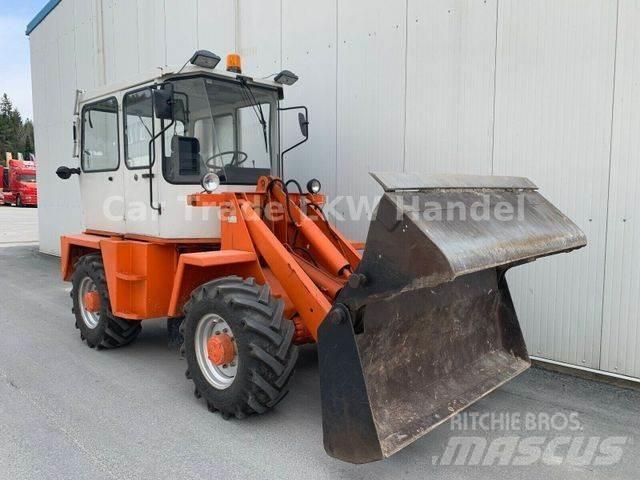 Schaeff SKB 902 Екскаватори-навантажувачі