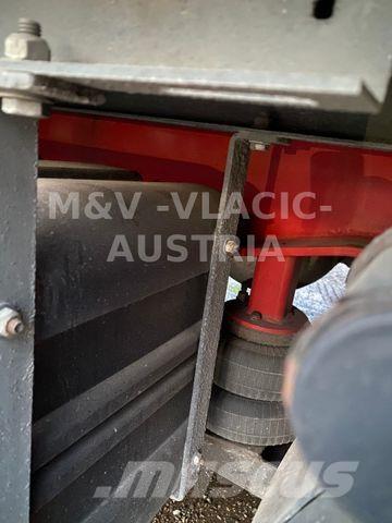 Schwarzmüller Mega Тентовані напівпричепи