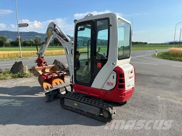 Takeuchi TB216 Міні-екскаватори < 7т