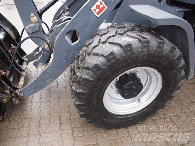 Terex TL100 Фронтальні навантажувачі