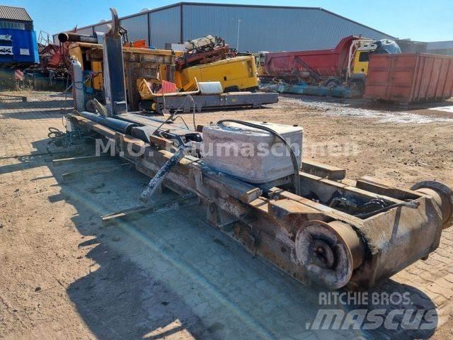 VDL /Abrollaufbau Вантажівки з гаковим підйомом