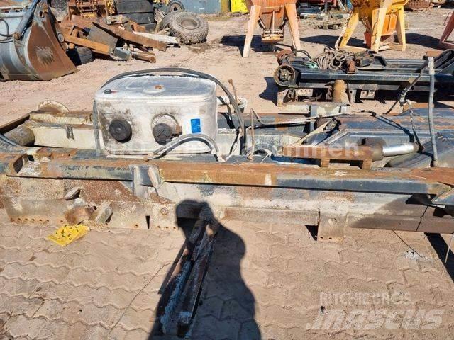 VDL /Abrollaufbau Вантажівки з гаковим підйомом