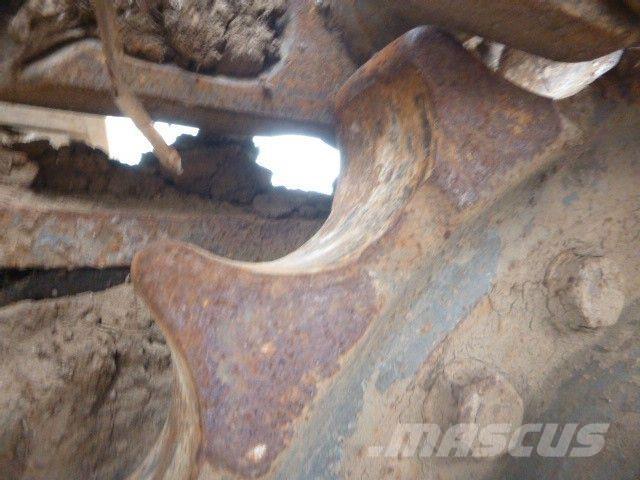 Volvo EC 160 Гусеничні екскаватори