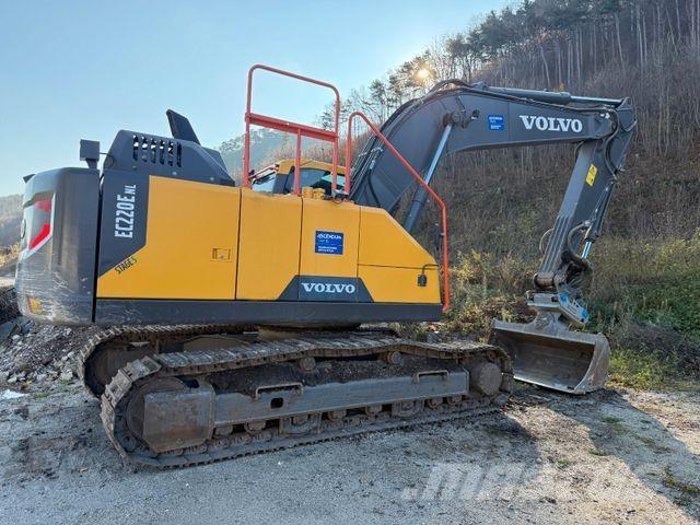 Volvo EC220ENL Гусеничні екскаватори