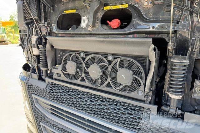 Volvo FH-540 6x2 Тентовані вантажівки