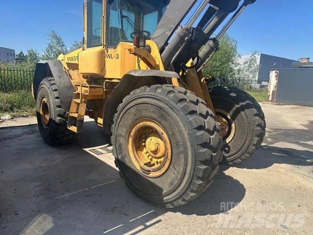 Volvo L 120 E Фронтальні навантажувачі