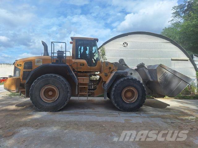 Volvo L 220 G Фронтальні навантажувачі