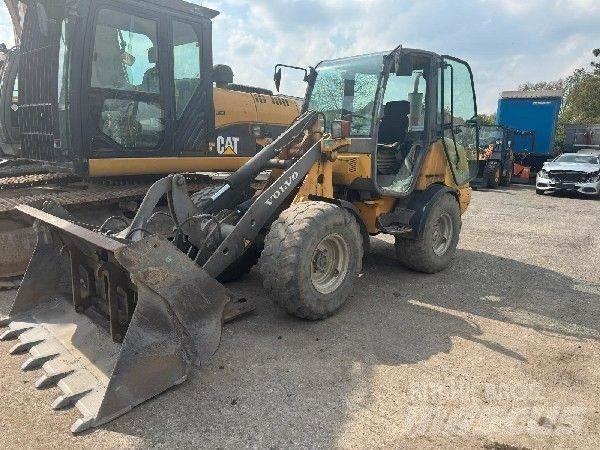 Volvo L25b Фронтальні навантажувачі
