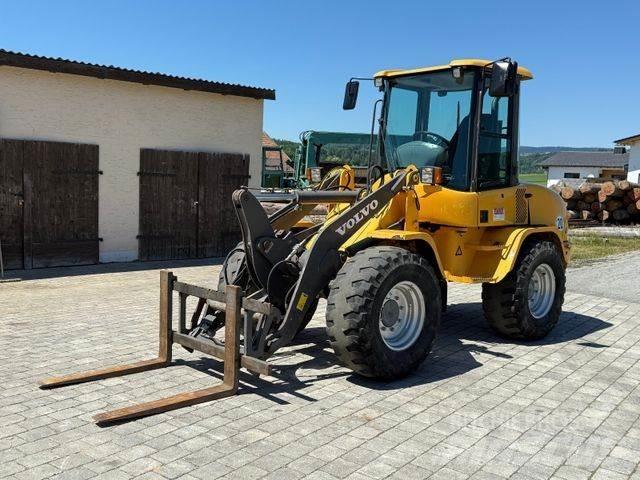 Volvo L30 B Z/X Фронтальні навантажувачі