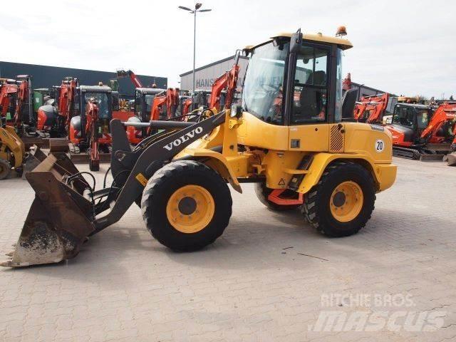 Volvo L35G Фронтальні навантажувачі