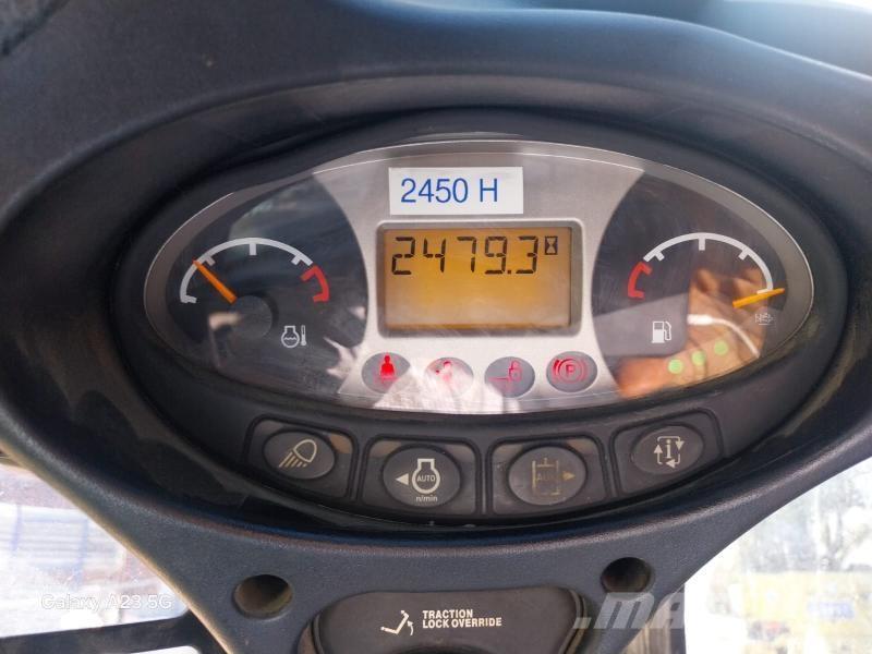 Bobcat T870 T870 Малі навантажувачі