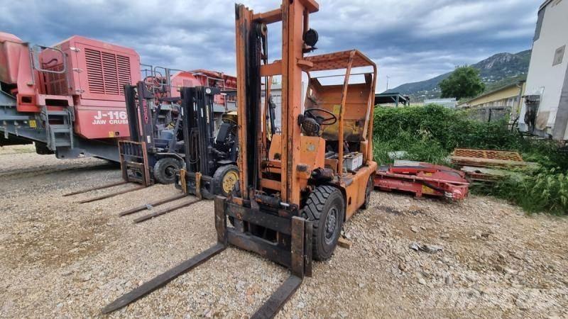 Komatsu FD25T Інше