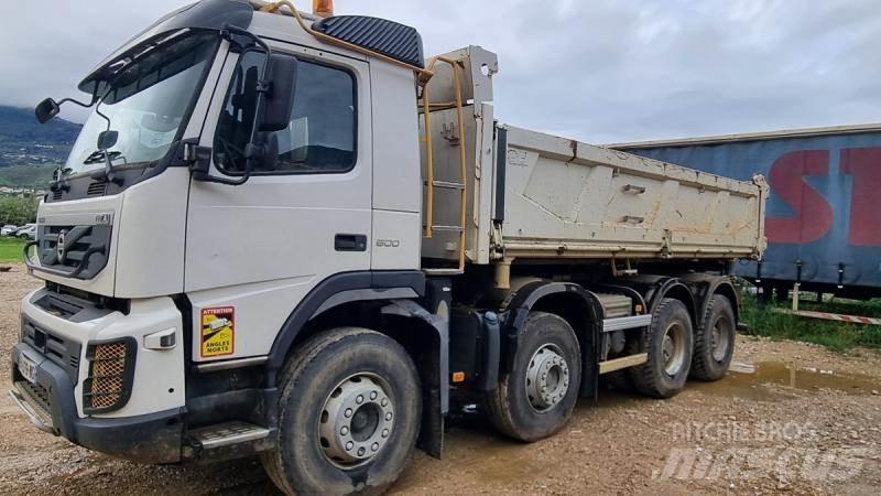 Volvo tri benne Самоскиди