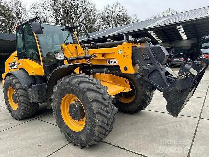 JCB TM 420 Телескопічні навантажувачі