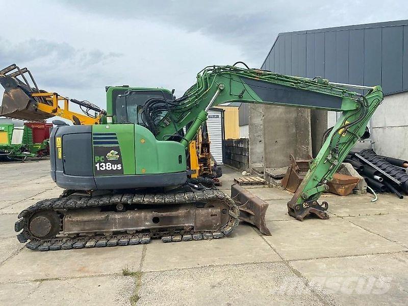 Komatsu PC138-8 Гусеничні екскаватори