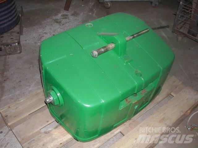 John Deere  Інше додаткове обладнання для тракторів