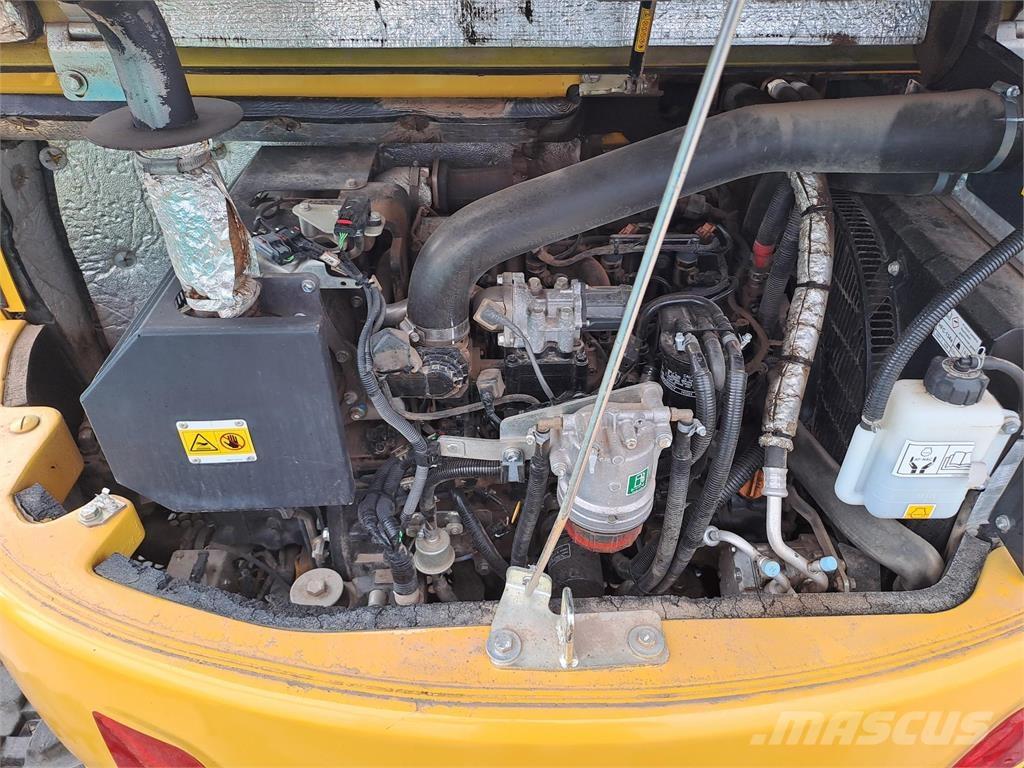 Komatsu  Гусеничні екскаватори