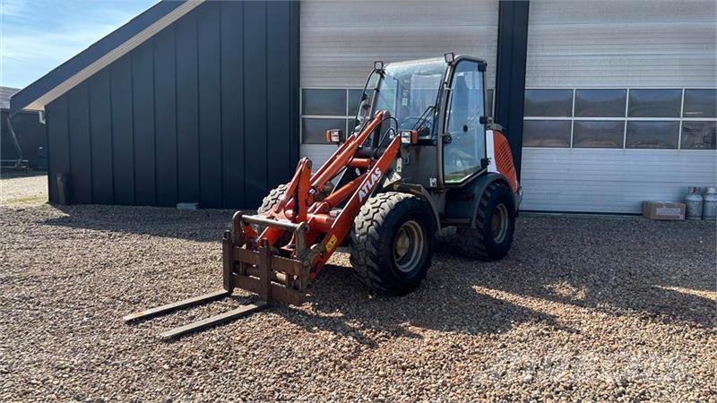 Atlas 50 Фронтальні навантажувачі