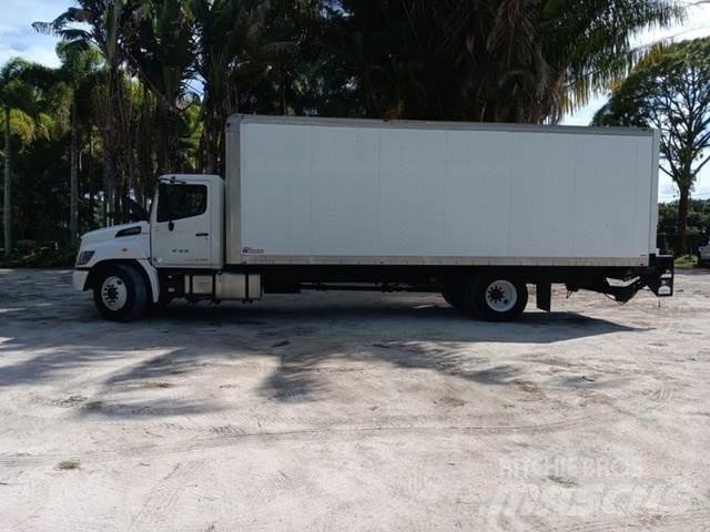 Hino 268 Box Truck Панельні фургони