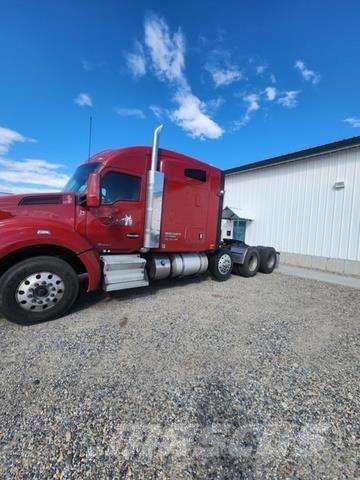 Kenworth T880 Інше