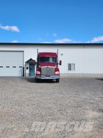 Kenworth T880 Інше