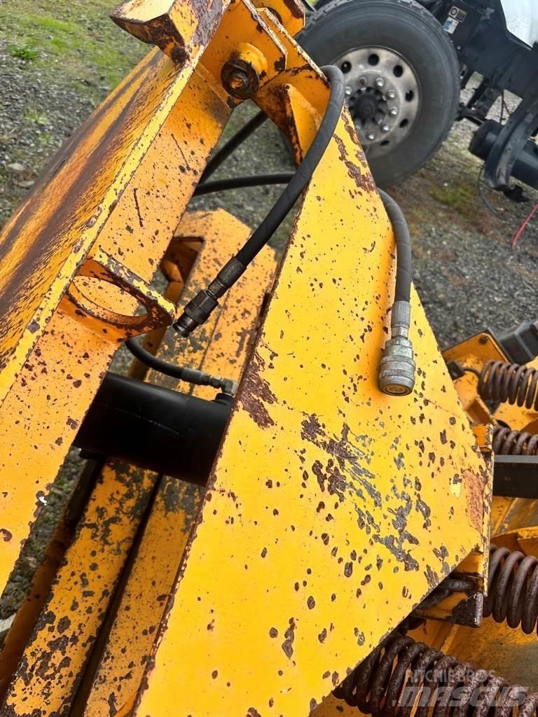 ACI Снігоочищувальні ножі та плуги