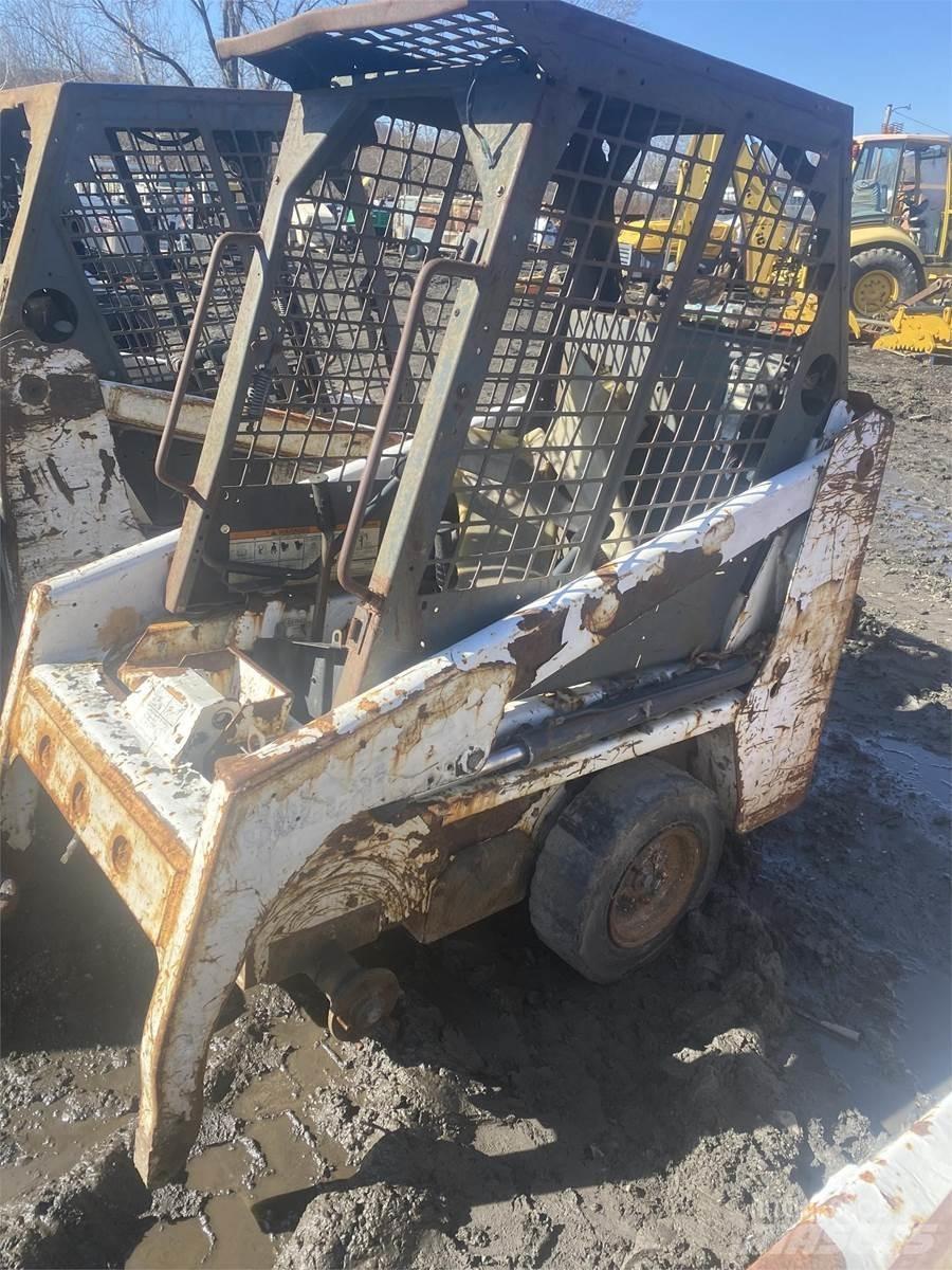 Bobcat 453 Міні-навантажувачі