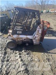 Bobcat 463 Міні-навантажувачі
