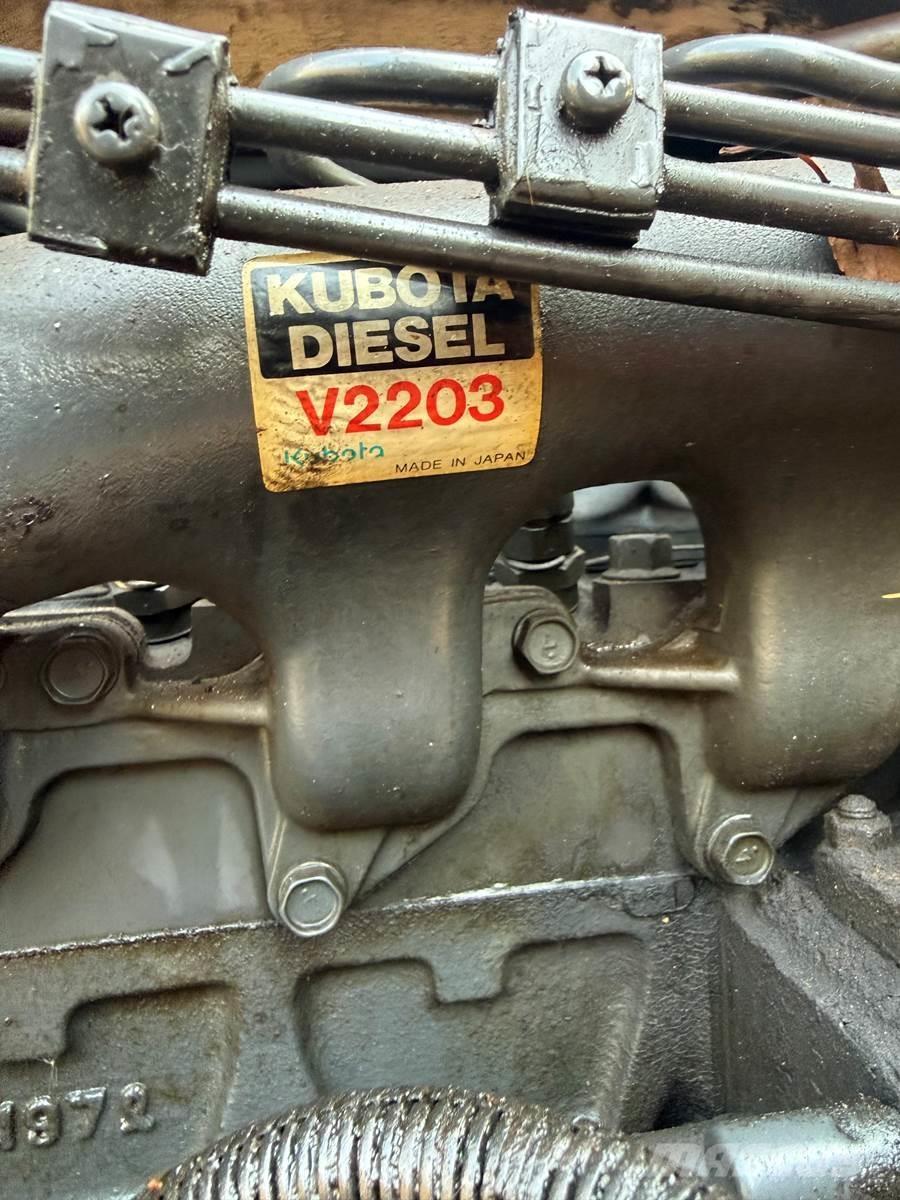 Bobcat 753 Міні-навантажувачі