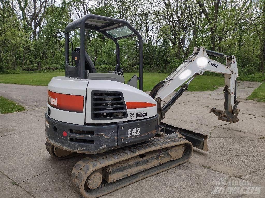 Bobcat E42 Міні-екскаватори < 7т