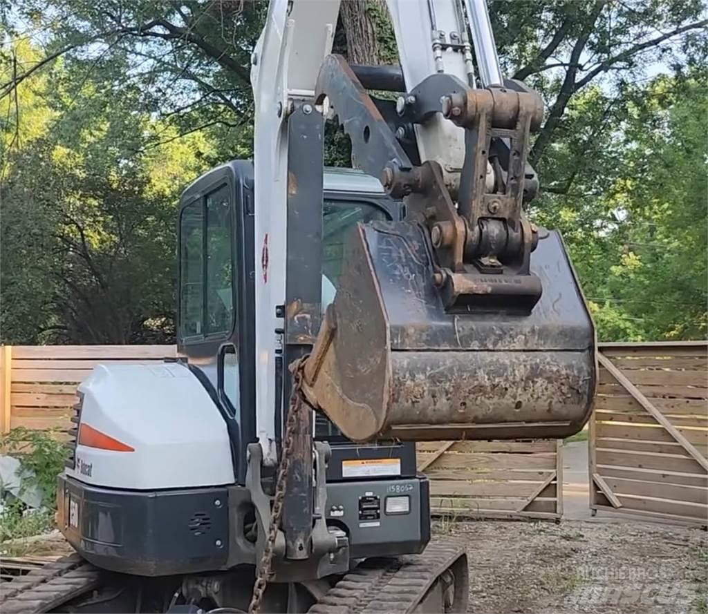 Bobcat E50 Гусеничні екскаватори