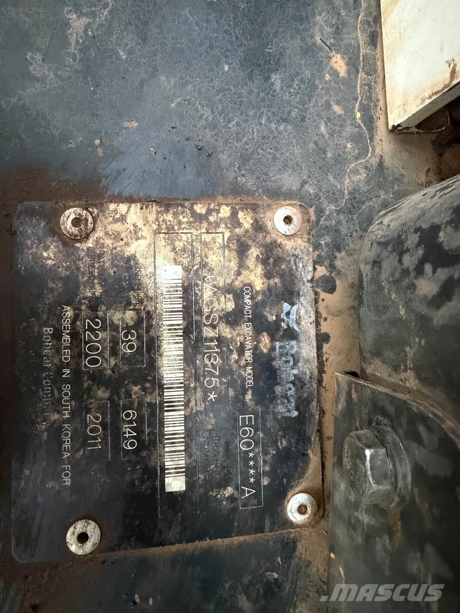 Bobcat E60 Гусеничні екскаватори