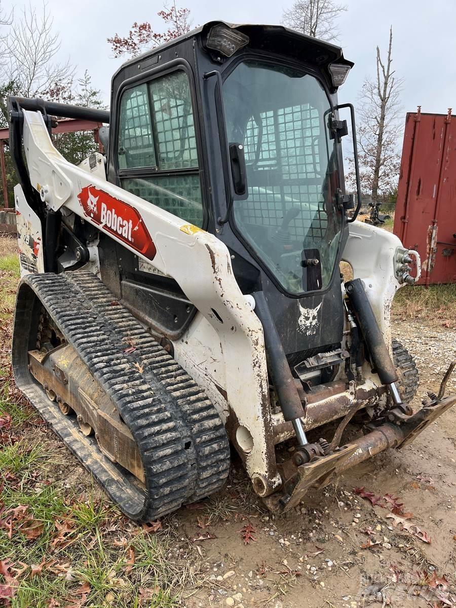 Bobcat T76 Міні-навантажувачі