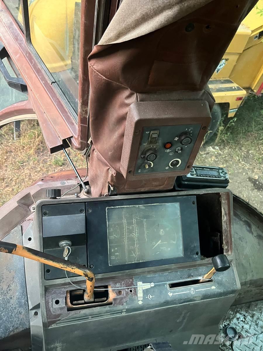 CASE 580K Екскаватори-навантажувачі