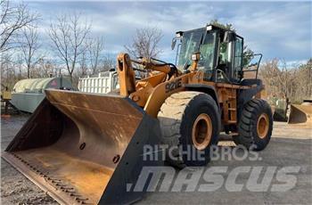 CASE 921E Фронтальні навантажувачі