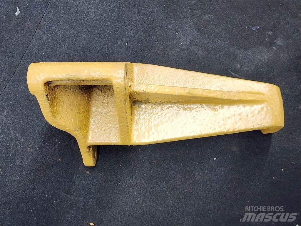 CAT  Двигуни