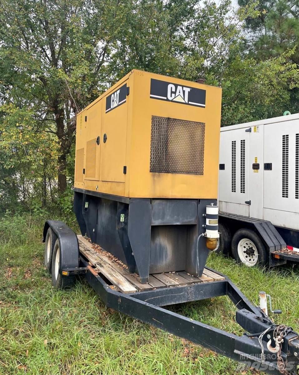 CAT 100 KW Дизельні генератори