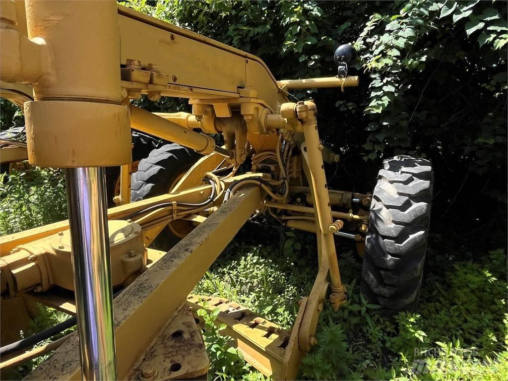 CAT 120G Грейдери