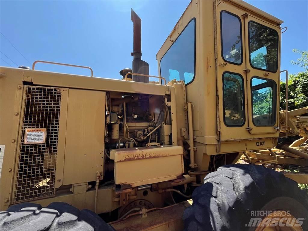 CAT 120G Грейдери