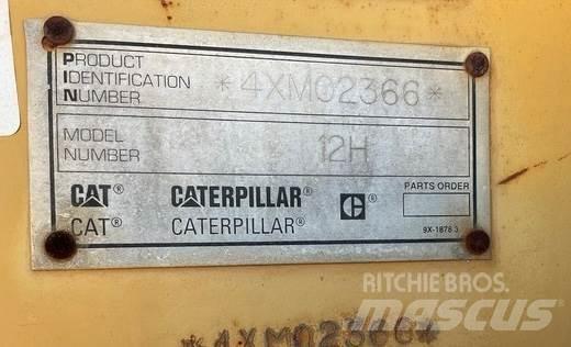 CAT 12H Грейдери
