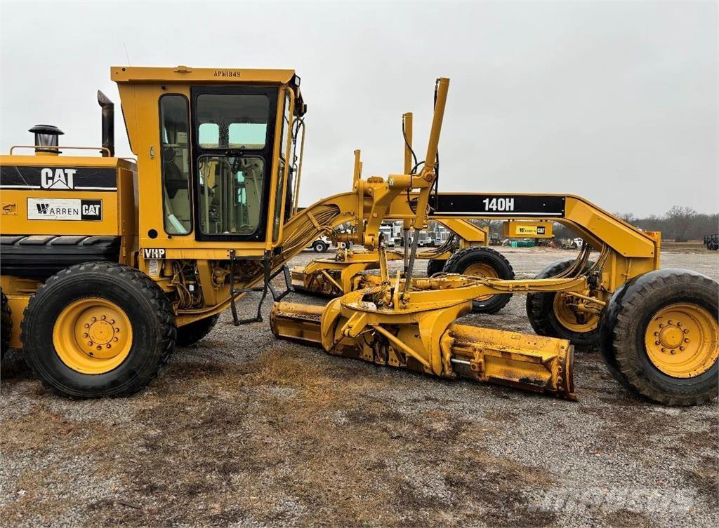 CAT 140H Грейдери