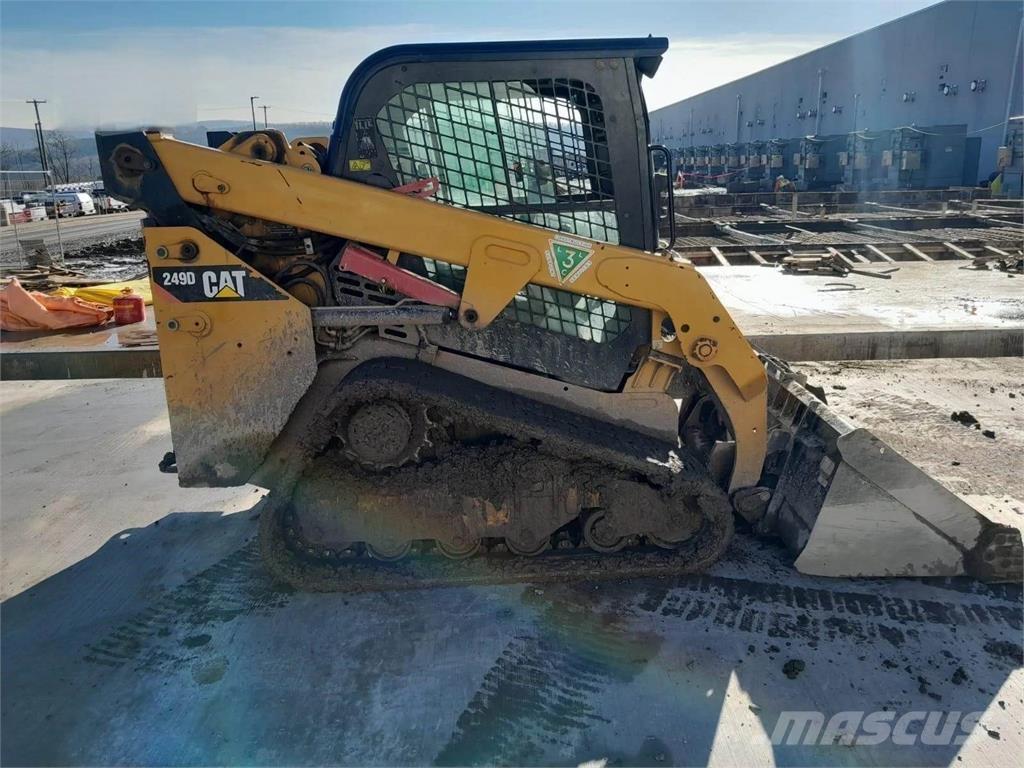 CAT 249D Міні-навантажувачі