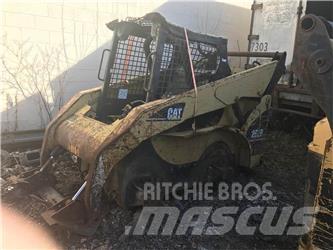 CAT 262B Міні-навантажувачі