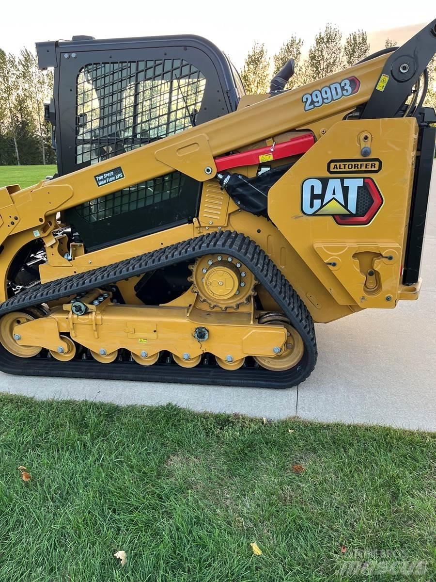 CAT 299D3 Міні-навантажувачі